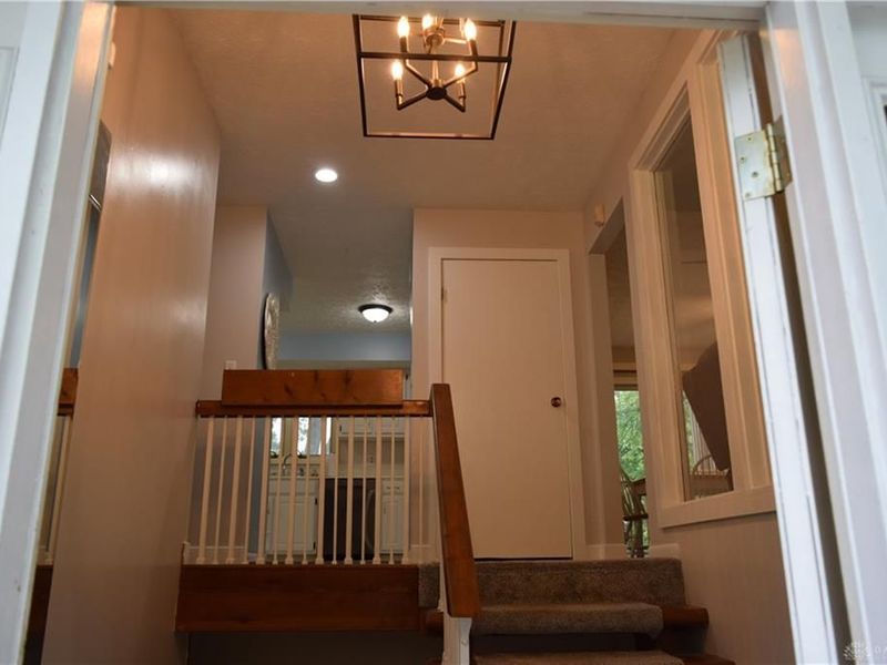 7356 Dayton Farmersville Road, Dayton, OH 45417 Photo 9