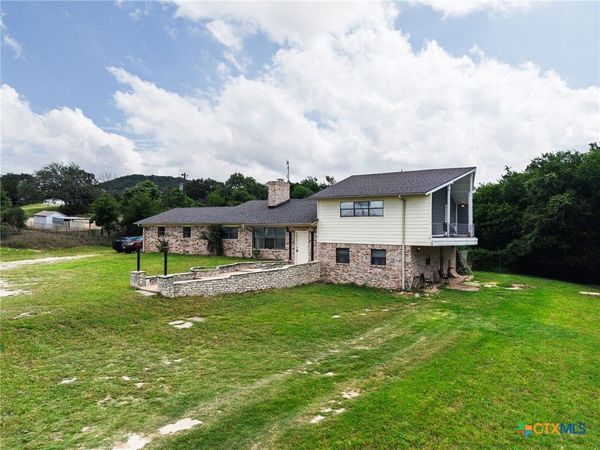 769 County Road 4804 , Copperas Cove, TX 76522