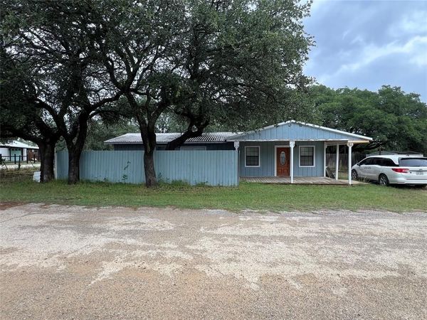 6960 Clifden Drive , Brownwood, TX 76801