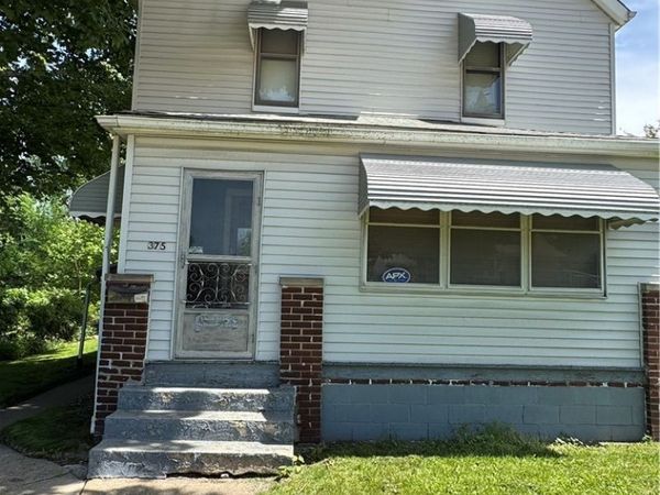375 N Arlington Street , Akron, OH 44305