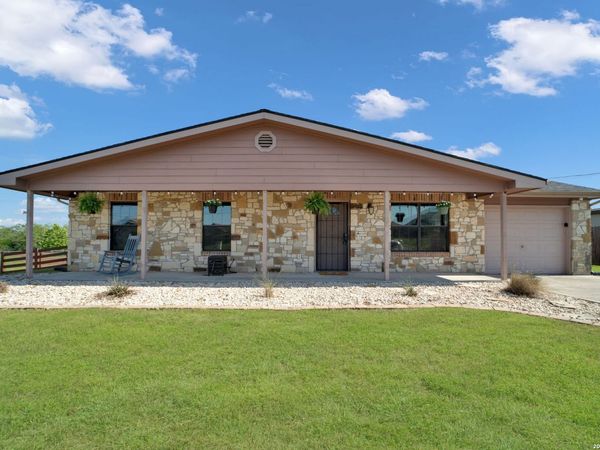 157 DANDELION TRL, San Marcos, TX 78666