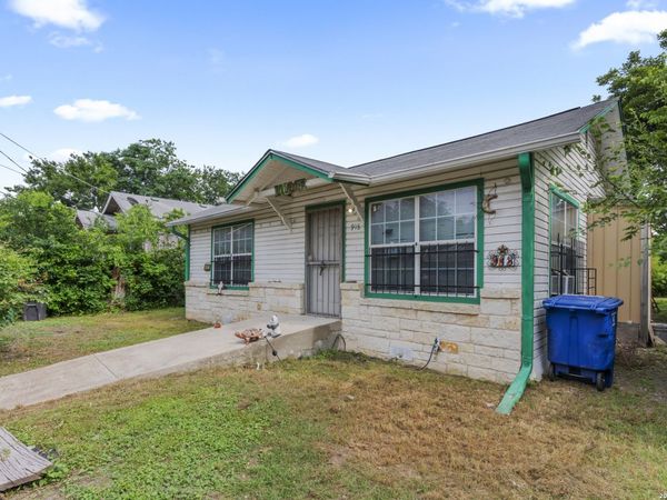 918 Cecilia St, San Antonio, TX 78207