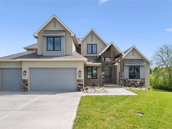 2728 NE 91st Place, Kansas City, MO 64156