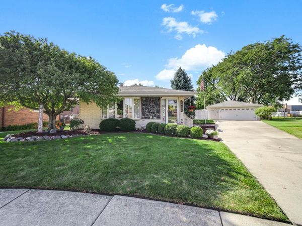 12132 S James Drive , Alsip, IL 60803