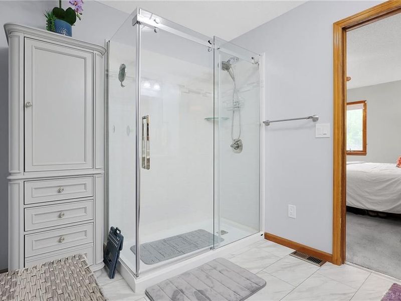 2185 Sequoya Trail, London, OH 43140 Photo 14