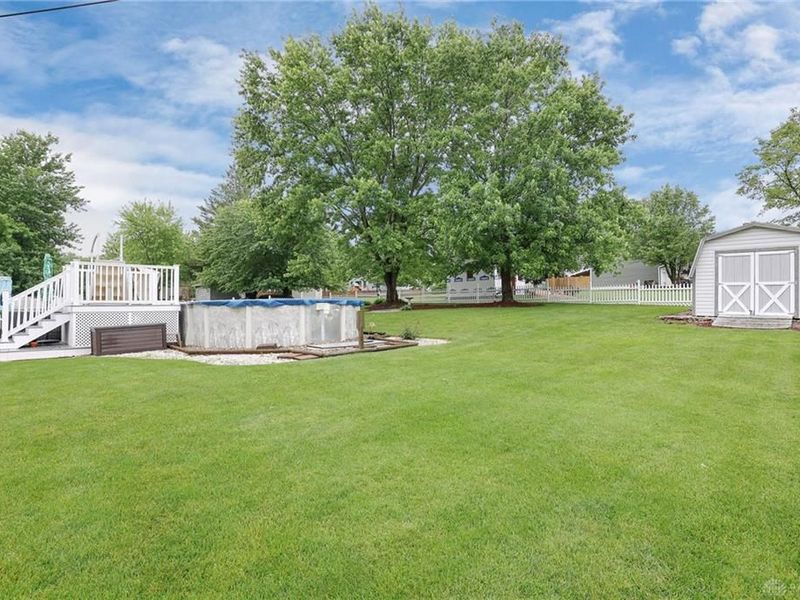 2185 Sequoya Trail, London, OH 43140 Photo 23