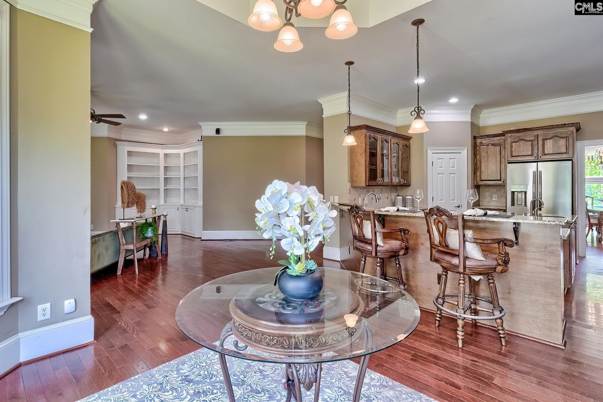 231 Laurent Way  Photo 12