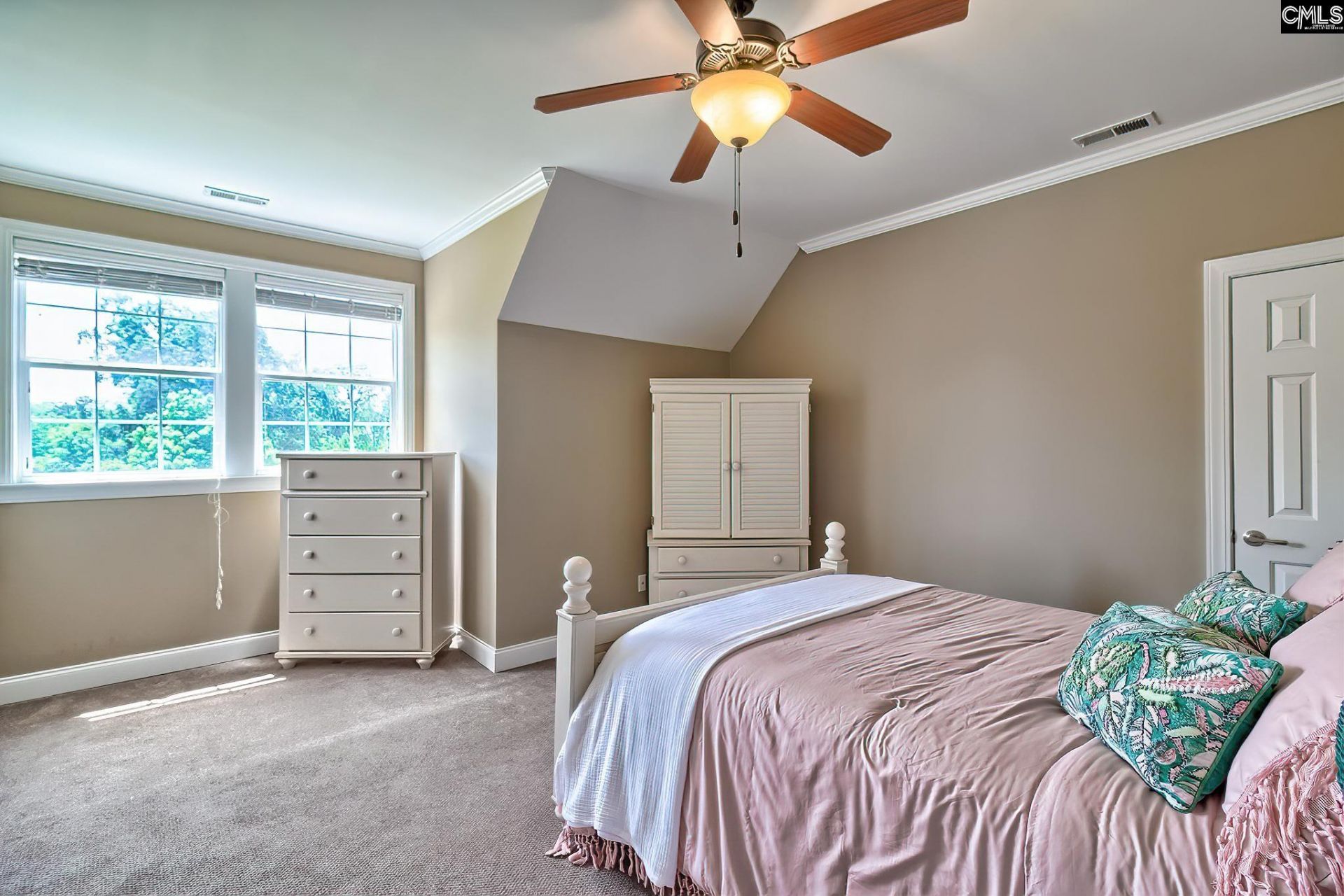 231 Laurent Way  Photo 30