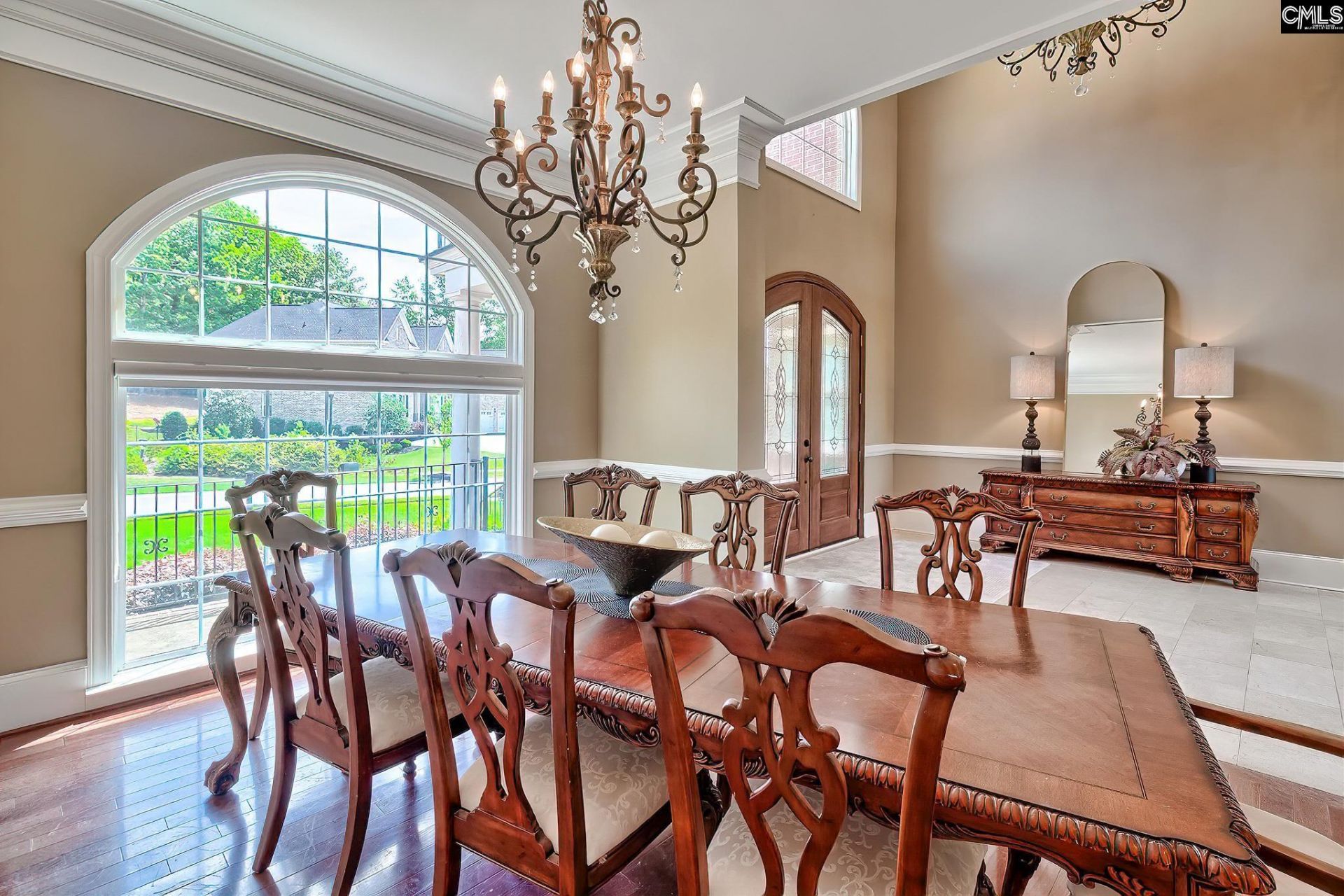 231 Laurent Way Photo 4