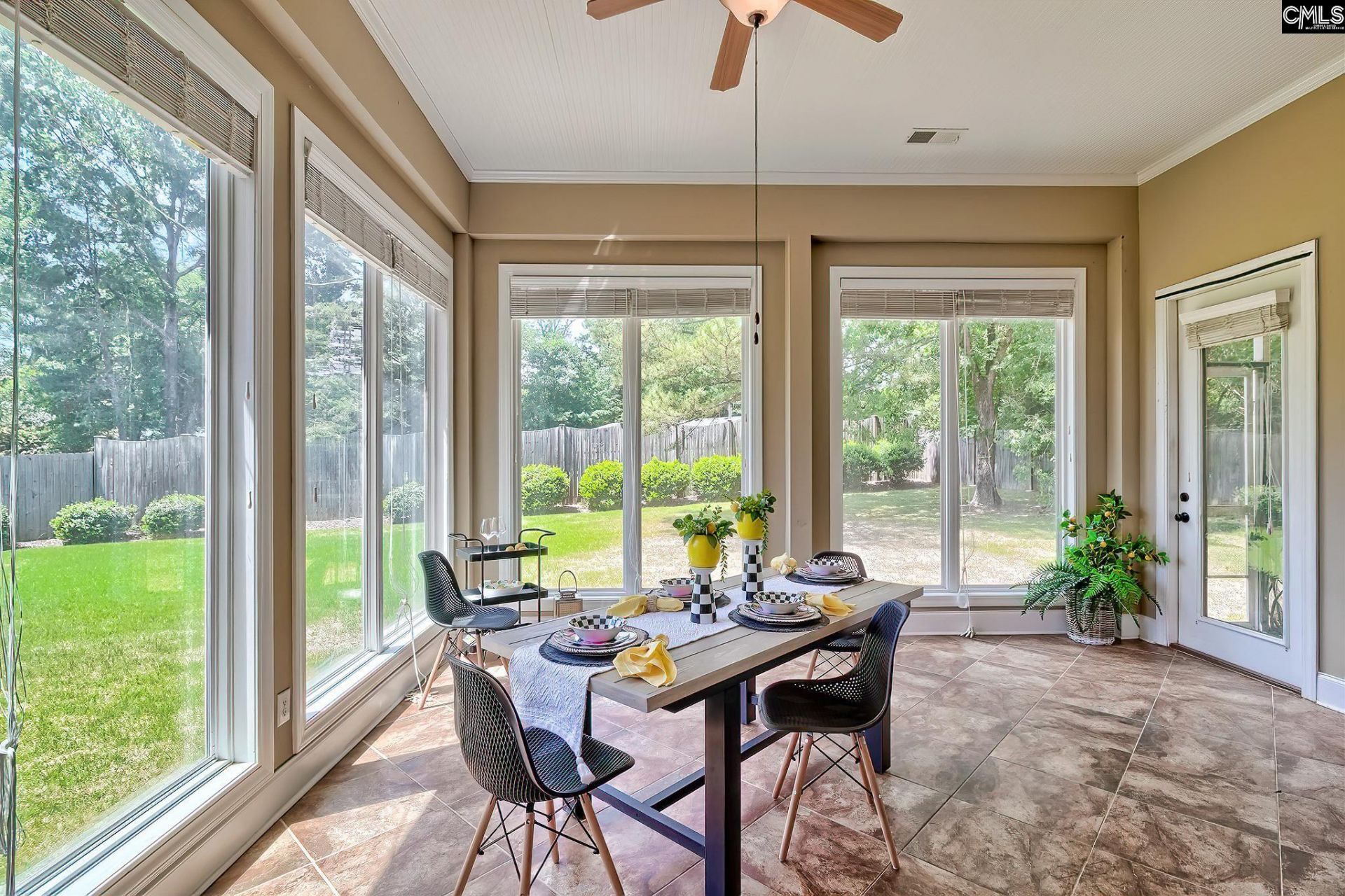 231 Laurent Way Photo 42