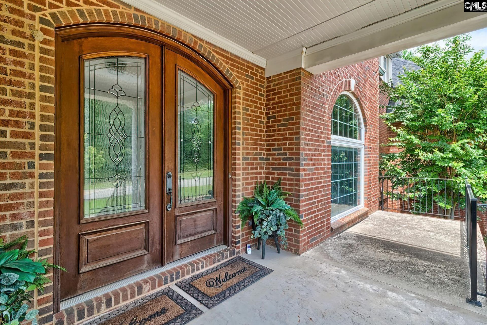 231 Laurent Way  Photo 44
