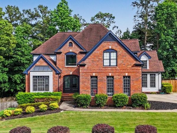 401 The Falls Of Cherokee Drive, Canton, GA 30114