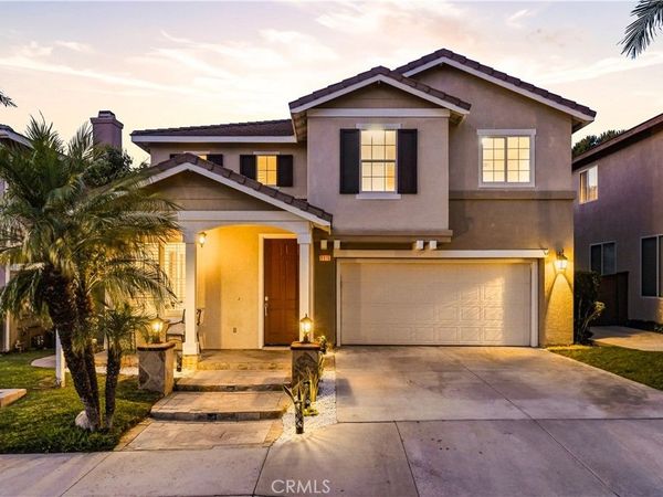 8815 E Wiley, Anaheim Hills, CA 92808