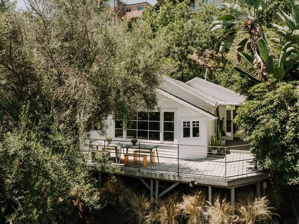 2307 Holly Drive, Los Angeles, CA 90068