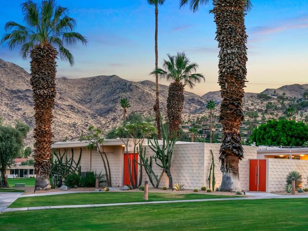 133 Desert Lakes Drive, Palm Springs, CA 92264