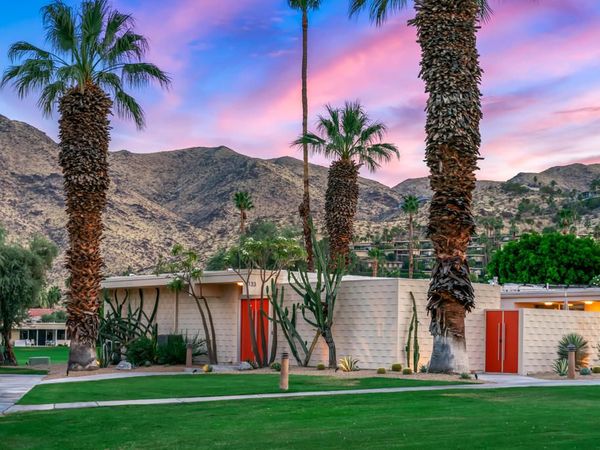 133 Desert Lakes Drive, Palm Springs, CA 92264