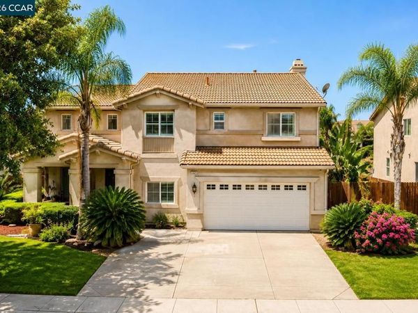 1567 Purple Martin Ln, Manteca, CA 95337