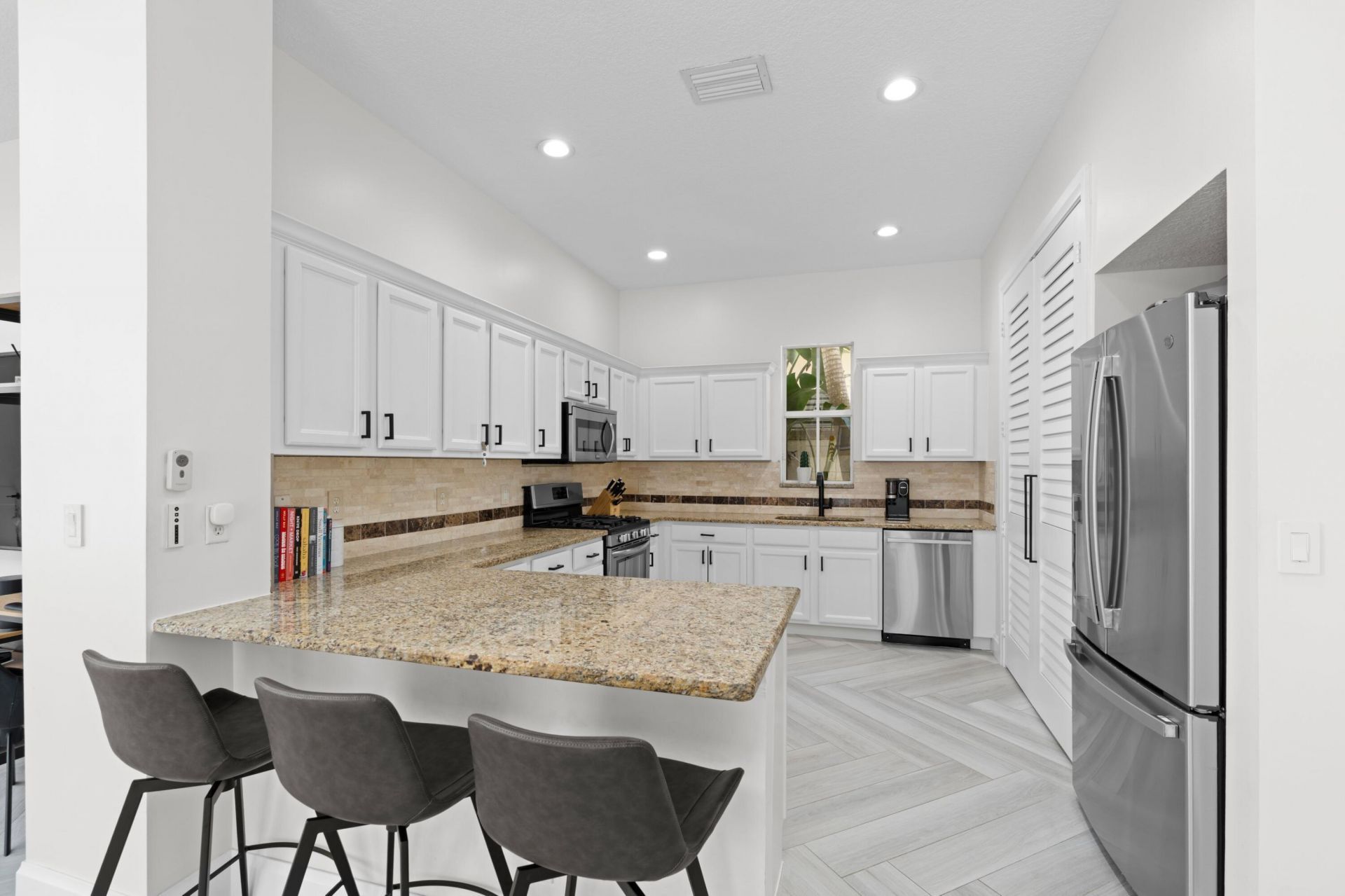 30 Stoney Drive, Palm Beach Gardens, FL 33410 Photo