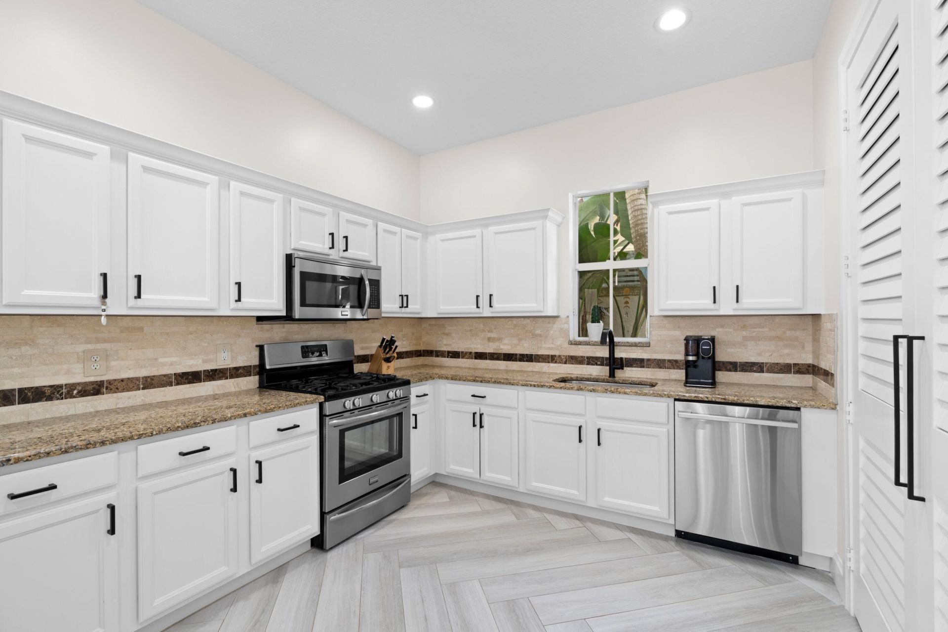 30 Stoney Drive, Palm Beach Gardens, FL 33410 Photo