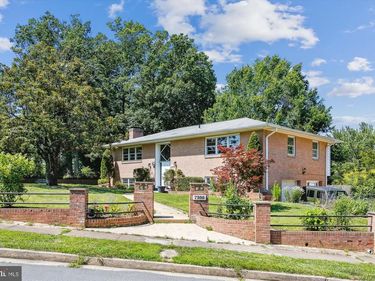 7108 WALDORF LANE, FALLS CHURCH, VA 22046