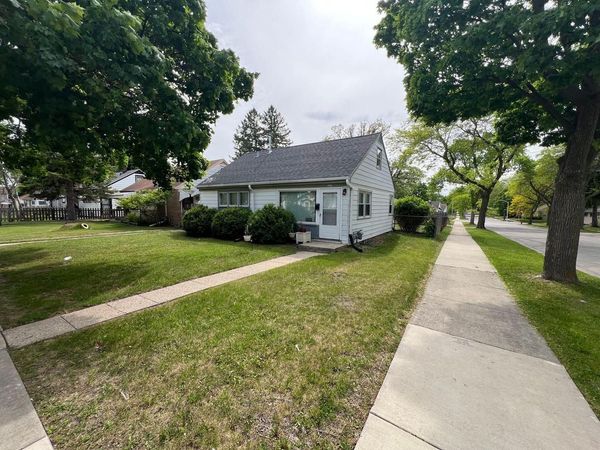 5279 N 44th STREET, Milwaukee, WI 53218