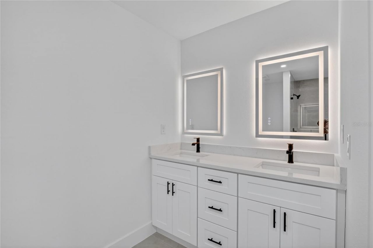 211 NE 31st Street, Cape Coral, FL 33909 Photo