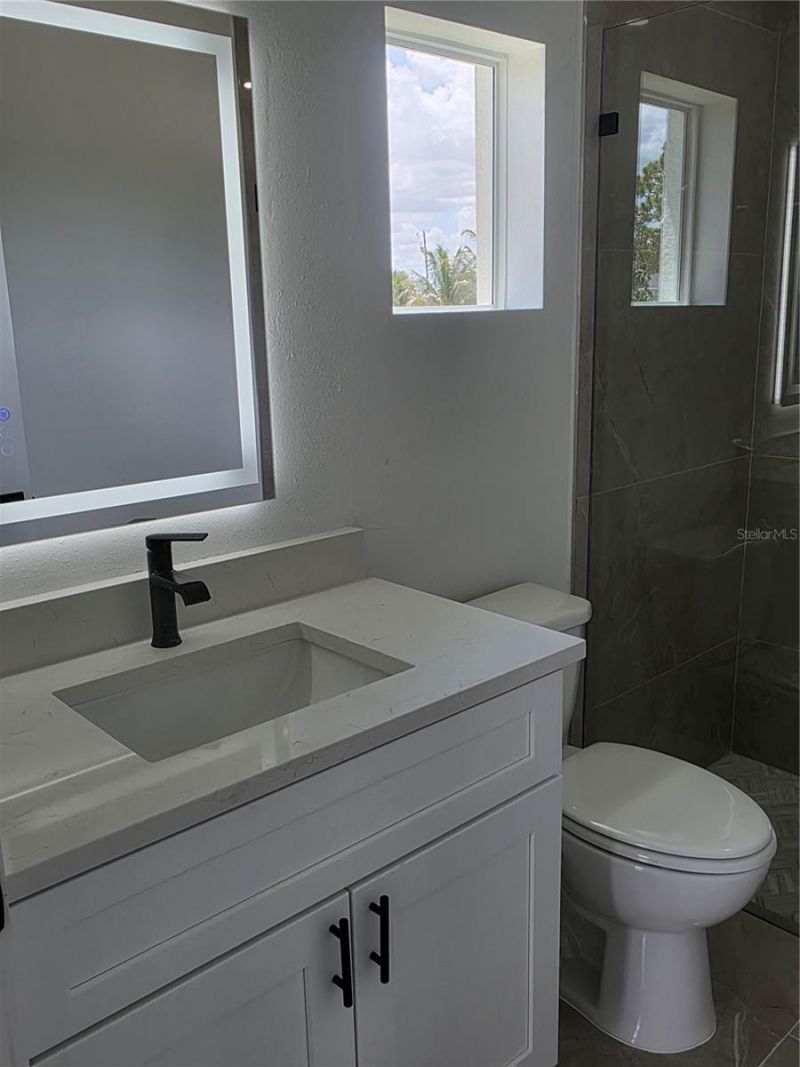 211 NE 31st Street, Cape Coral, FL 33909 Photo