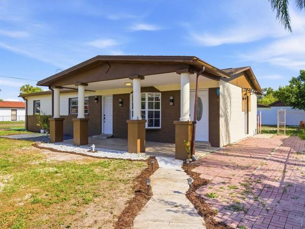 3002 W HAYA STREET , TAMPA, FL 33614