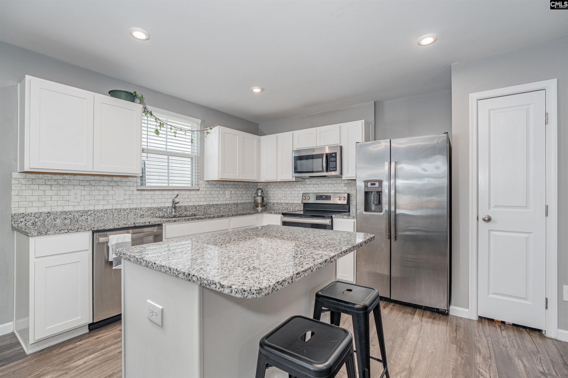 922 Sequoia Drive  Photo 9