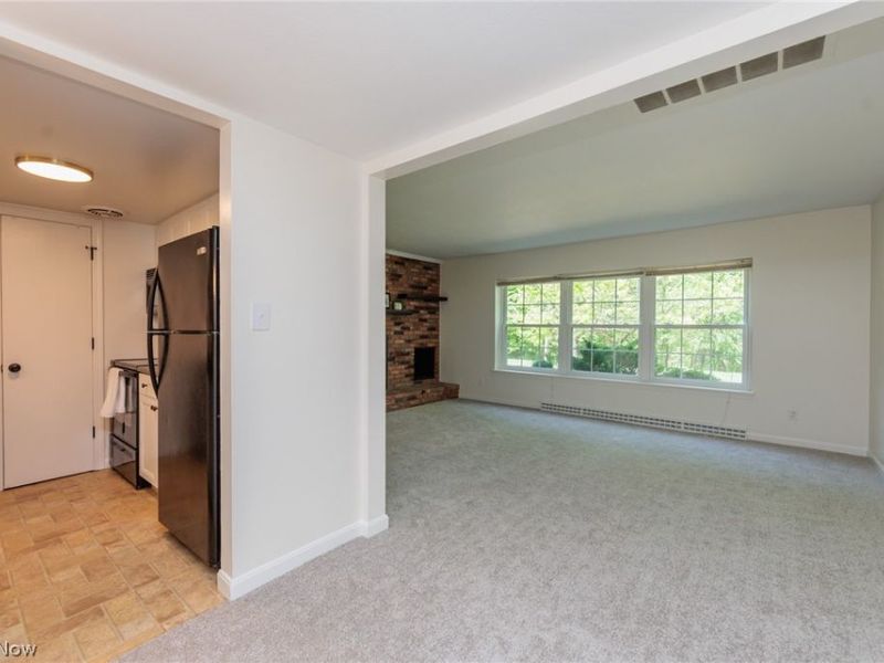 6920 Carriage Hill Drive, Unit 103, Brecksville, OH 44141 Photo 12