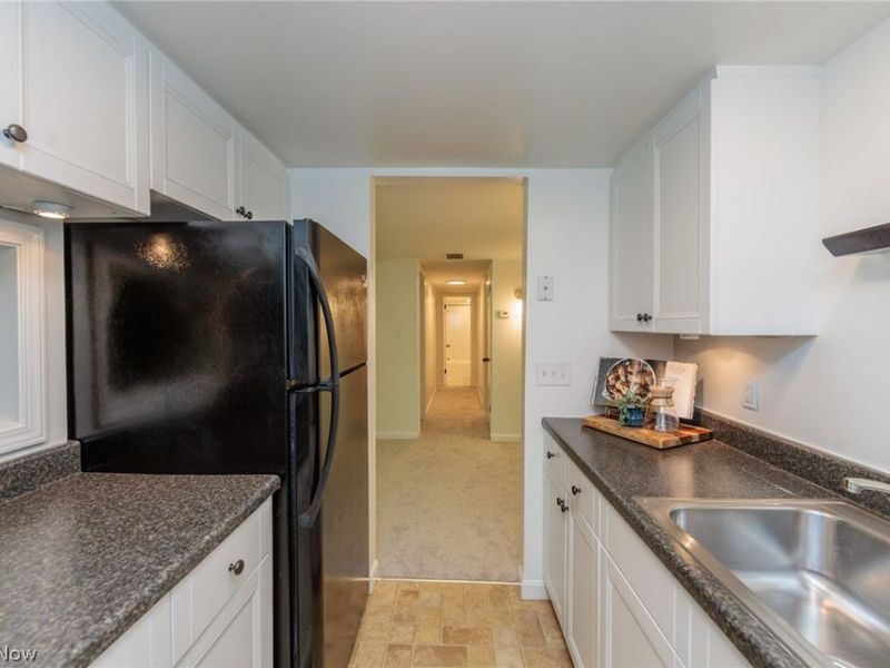 6920 Carriage Hill Drive, Unit 103, Brecksville, OH 44141 Photo 13