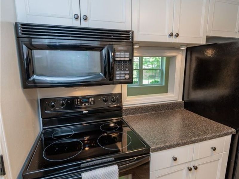 6920 Carriage Hill Drive, Unit 103, Brecksville, OH 44141 Photo 17