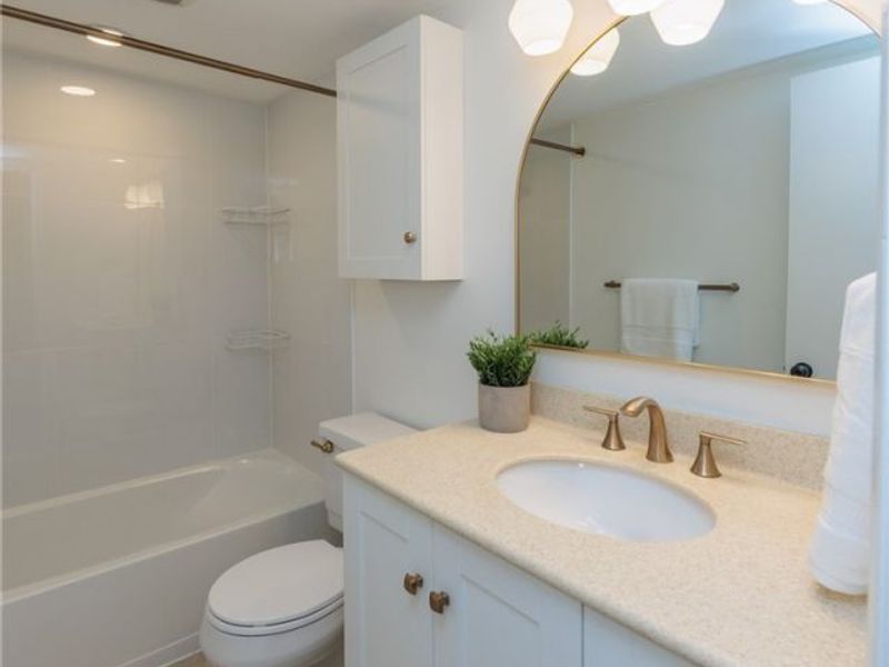 6920 Carriage Hill Drive, Unit 103, Brecksville, OH 44141 Photo 23