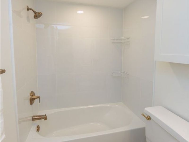 6920 Carriage Hill Drive, Unit 103, Brecksville, OH 44141 Photo 24