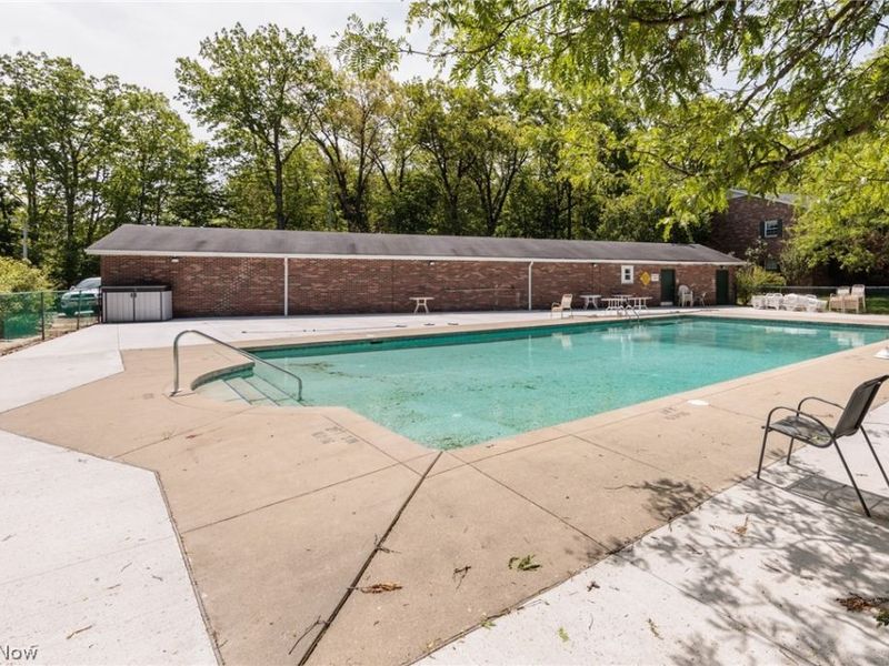 6920 Carriage Hill Drive, Unit 103, Brecksville, OH 44141 Photo 36