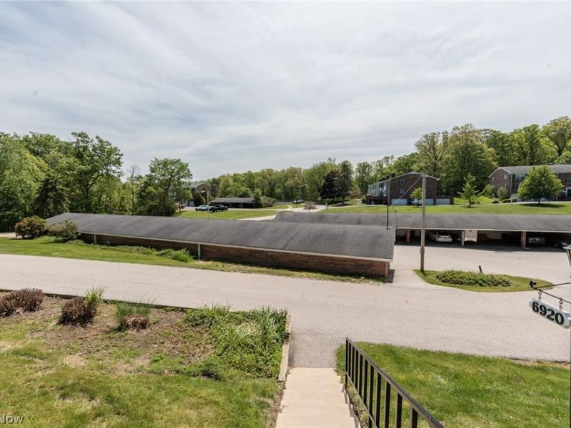 6920 Carriage Hill Drive, Unit 103, Brecksville, OH 44141 Photo 40
