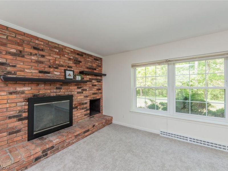 6920 Carriage Hill Drive, Unit 103, Brecksville, OH 44141 Photo 5