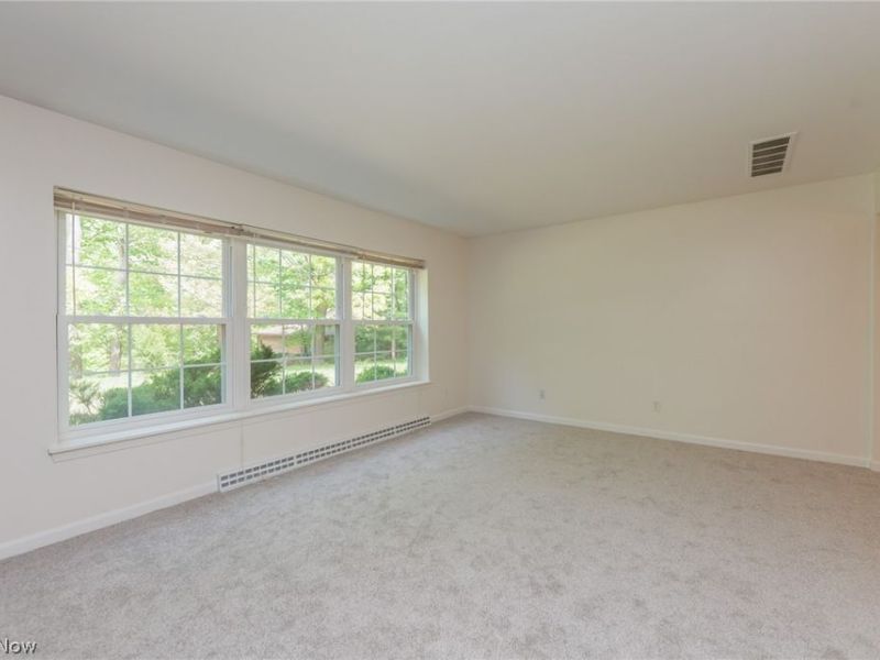 6920 Carriage Hill Drive, Unit 103, Brecksville, OH 44141 Photo 9