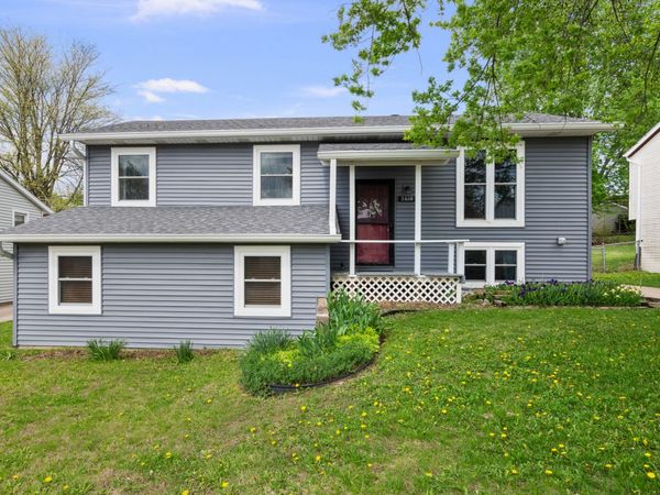 2616 Sheffield Drive, Davenport, IA 52806