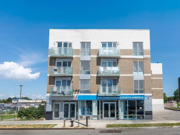 158-15 Union Turnpike , Unit 1A, Fresh Meadows, NY 11366