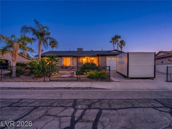406 Ash Street , Henderson, NV 89015