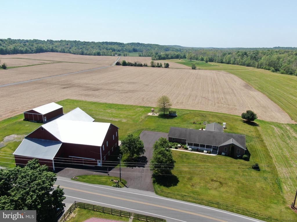 TRACT 1: 3420 LEAFMORE ROAD , CHAMBERSBURG, PA 17202