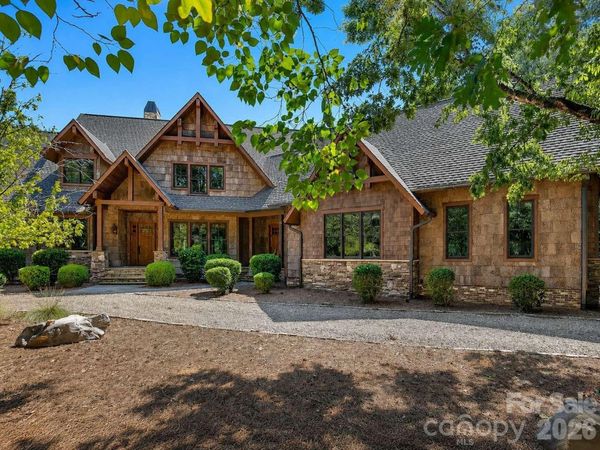 9208 Flying Eagle Lane , Charlotte, NC 28278