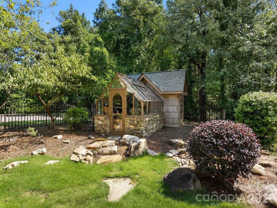 Property Image 35