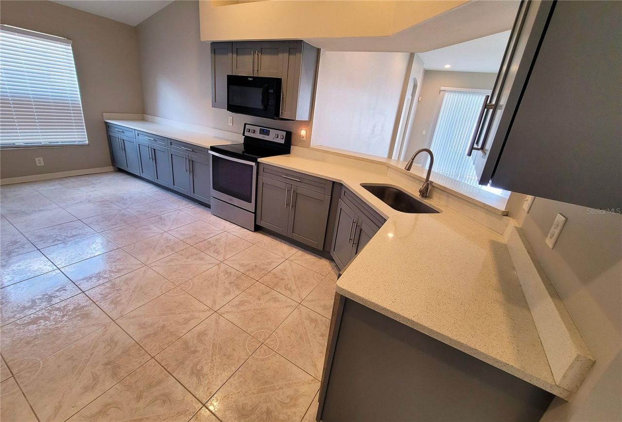 11144 Rodeo Lane , Riverview, FL 33579 Photo