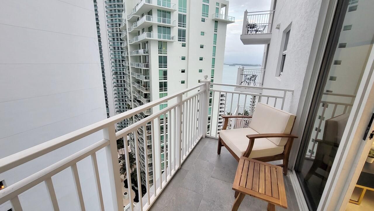 185 SE 14th Terrace, Unit 2402, Miami, FL 33131 Photo