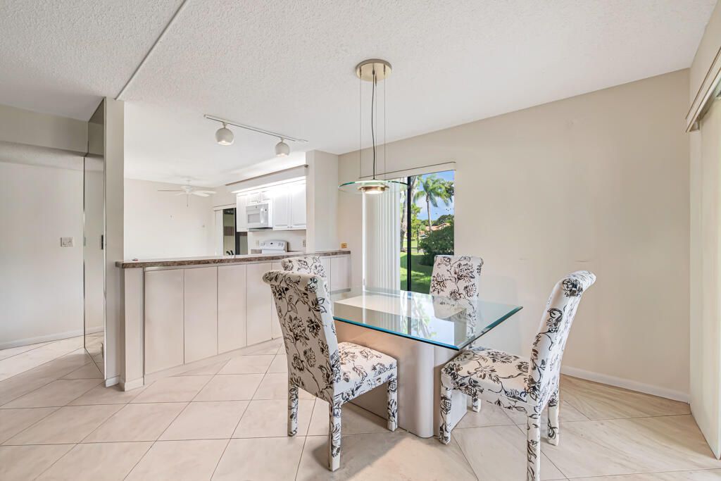 10851 Palm Lake Avenue, Unit 101, Boynton Beach, FL 33437 Photo