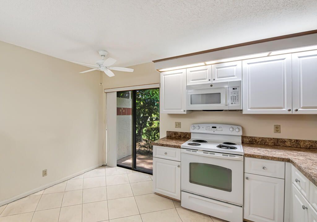10851 Palm Lake Avenue, Unit 101, Boynton Beach, FL 33437 Photo
