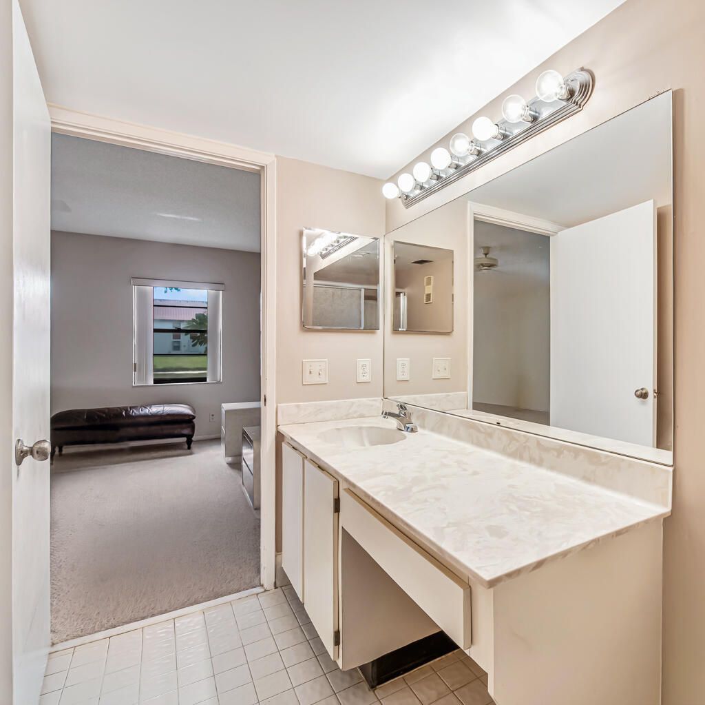 10851 Palm Lake Avenue, Unit 101, Boynton Beach, FL 33437 Photo