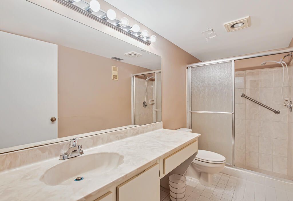 10851 Palm Lake Avenue, Unit 101, Boynton Beach, FL 33437 Photo